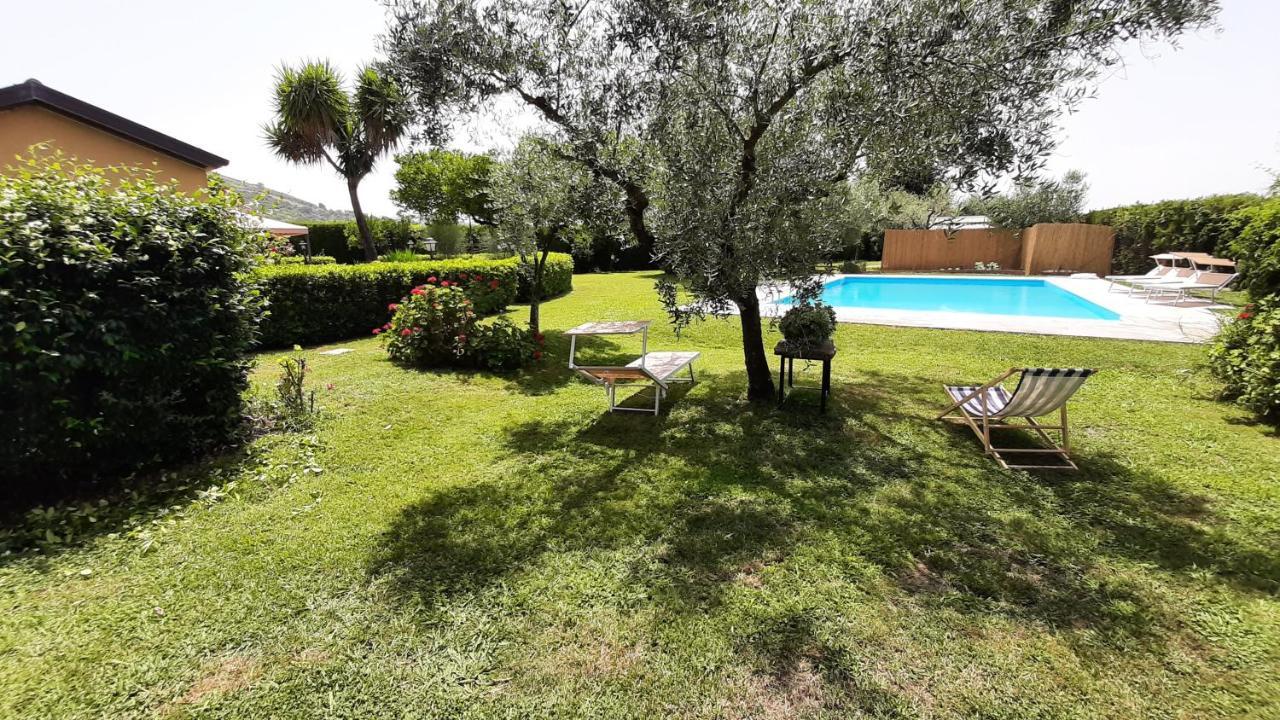 Bed and Breakfast Casale Battaglini Castelnuovo Cilento Esterno foto