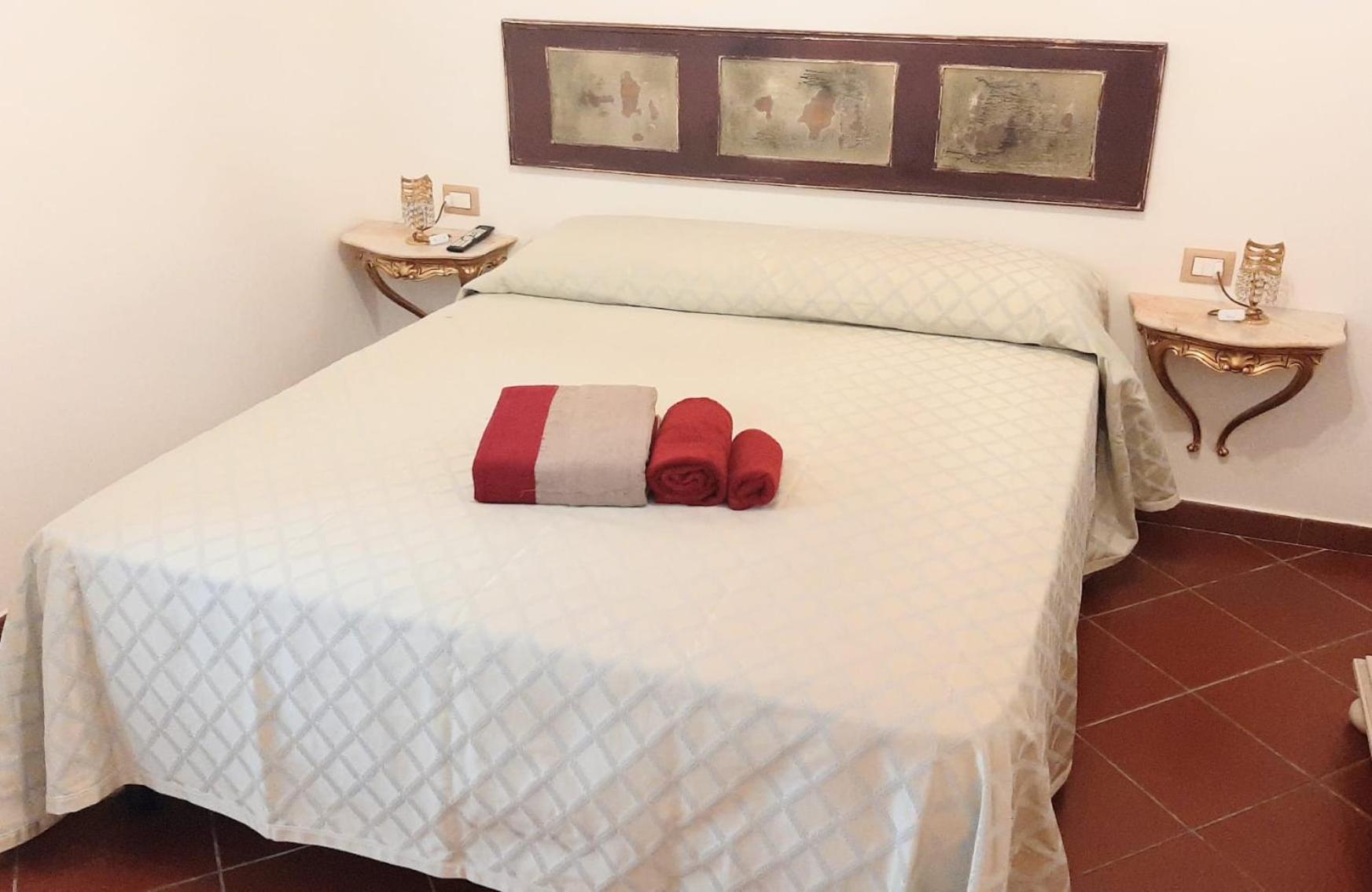 Bed and Breakfast Casale Battaglini Castelnuovo Cilento Esterno foto